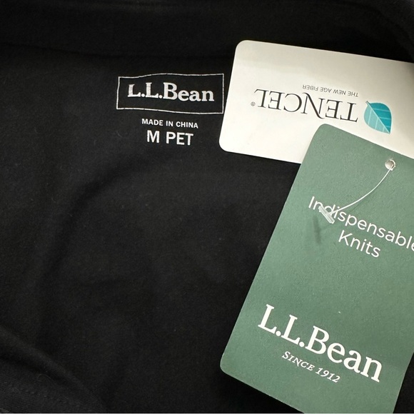 L.L.Bean Button Front Knit Belted Dress Black Size Medium Petite Career Wear NWT - Picture 2 of 9